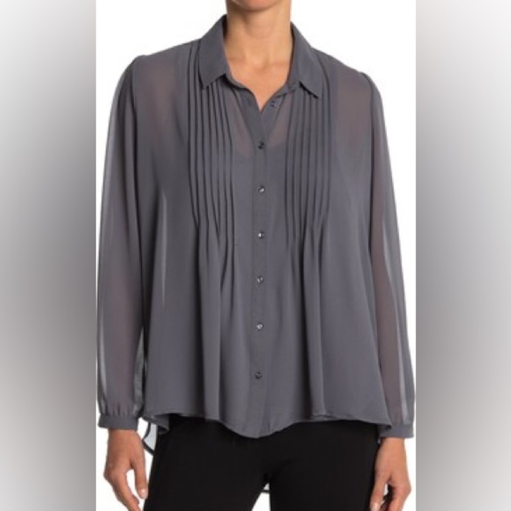 DR2 | NWT | grey pic tuck pleated dress blouse | medium M | two pieces tacked
